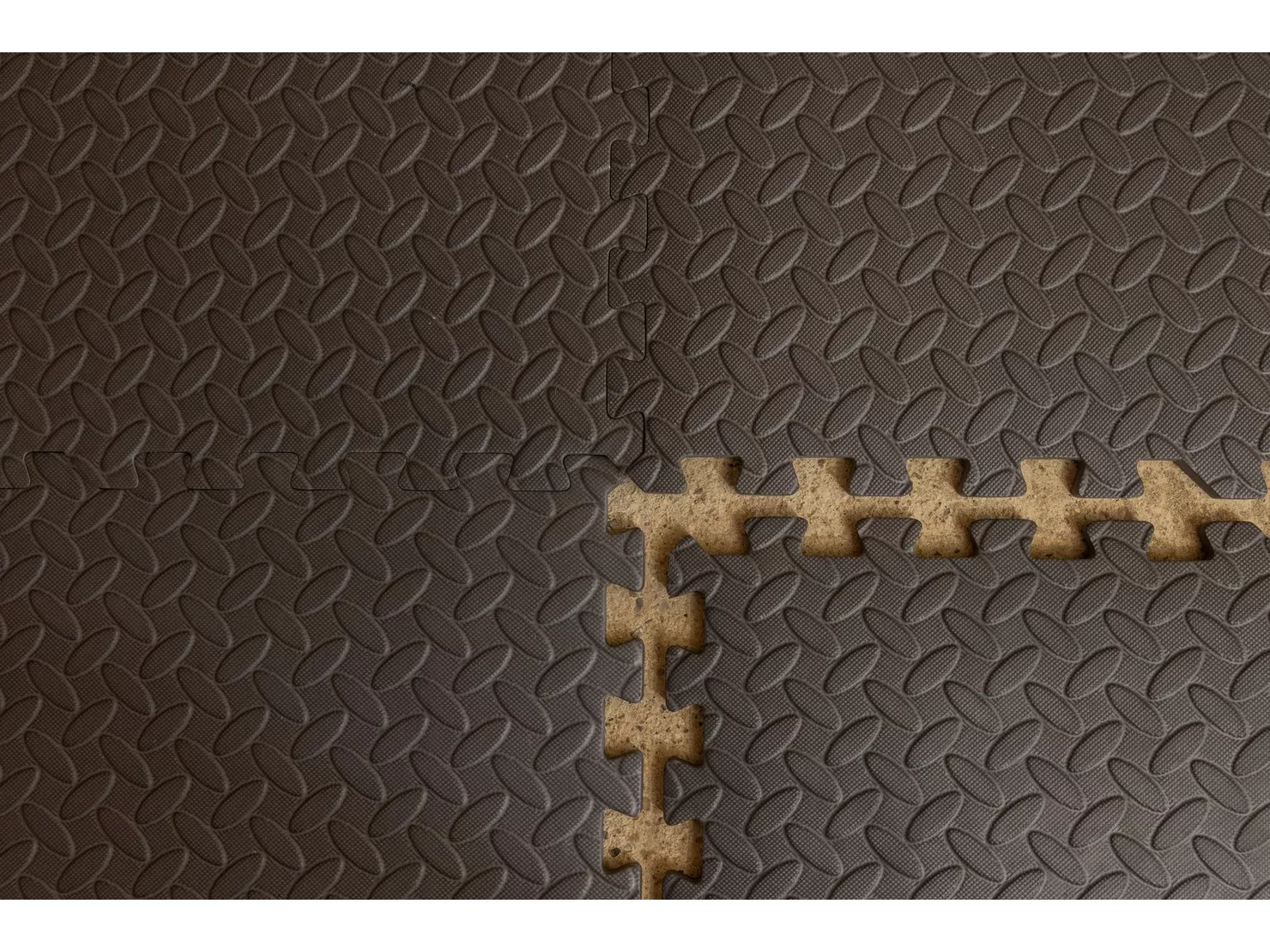 1 (10)